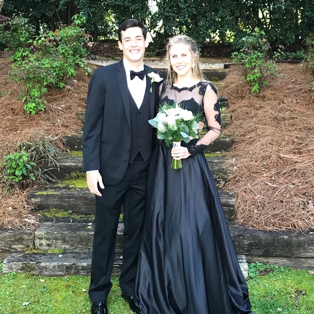 Black , expensive-looking prom dress  , worn once